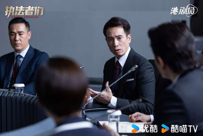 老牌视帝齐上阵这阵容光是看脸都值得追电子pg游戏《执法者们》定档TVB(图9)