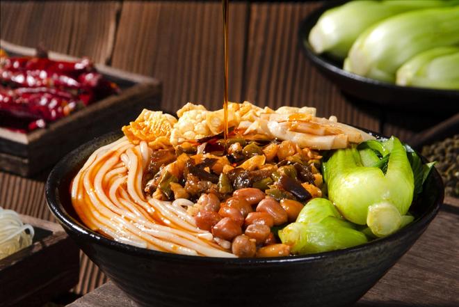 的美味本地人都习以为常游客看来十分怪异pg电子免费模拟器广西夜市中最具特色(图13) 的美味本地人都习以为常游客看来十分怪异pg电子免费模拟器广西夜市中最具特色(图13)